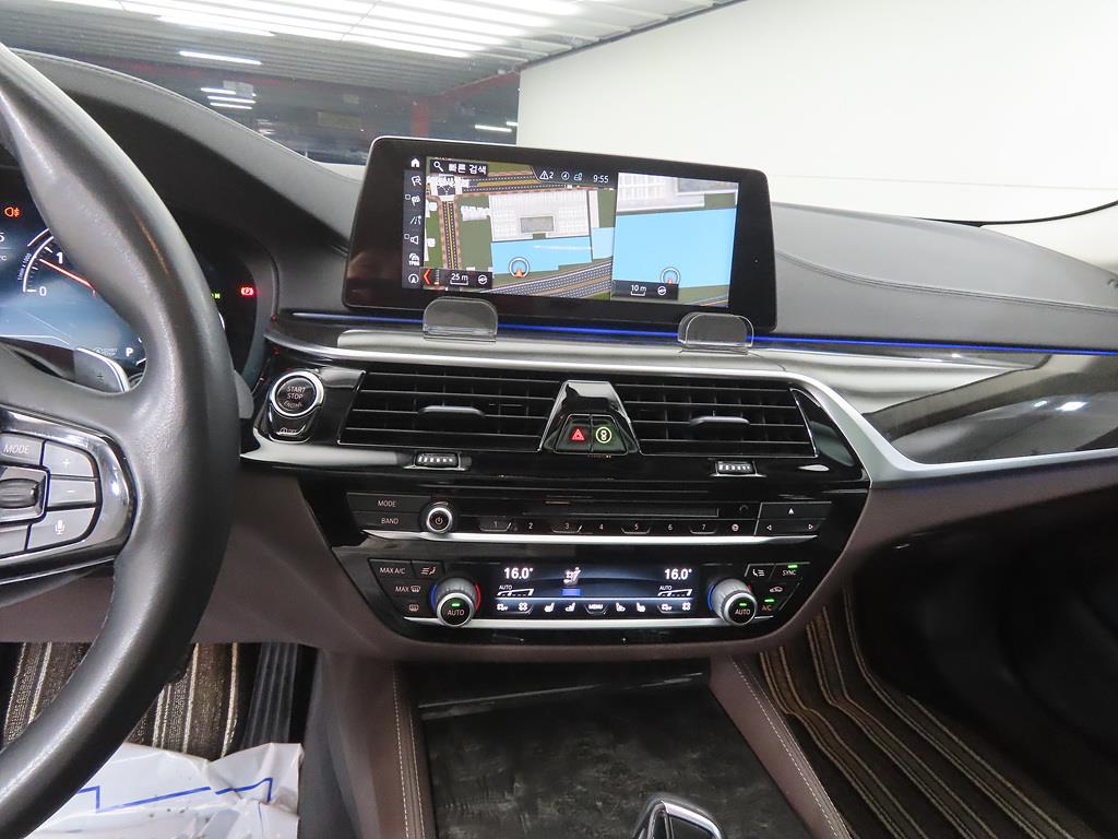 BMW 5 Series - Vista 10
