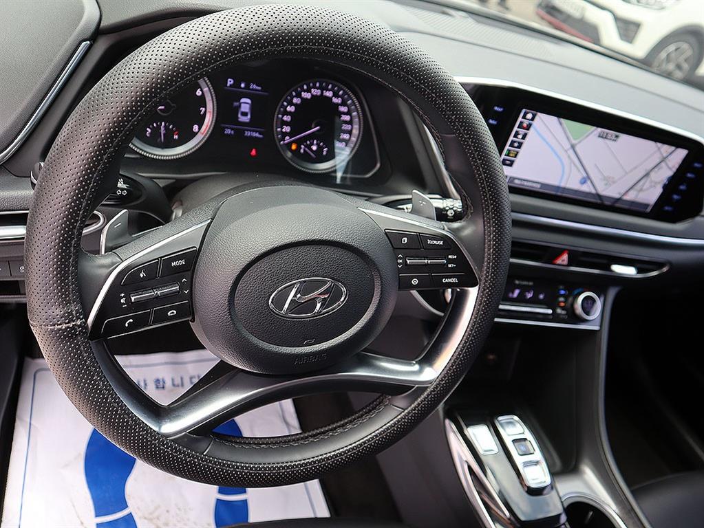 HYUNDAI Sonata - Vista 9