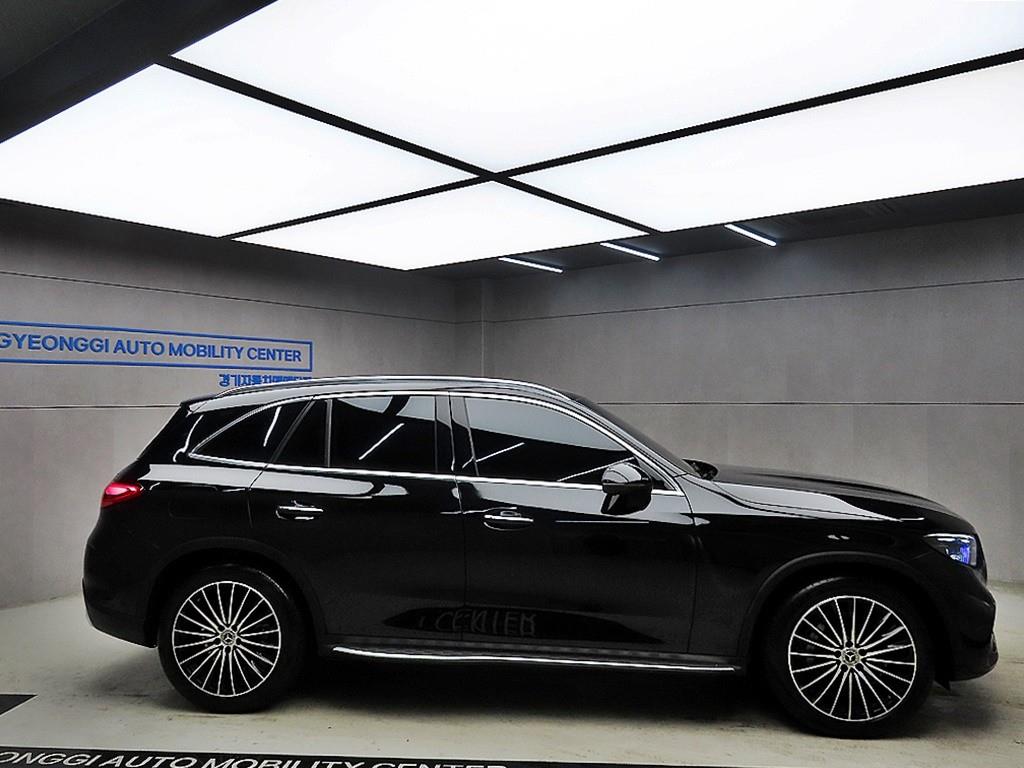 Mercedes Benz GLC Class - Vista 2