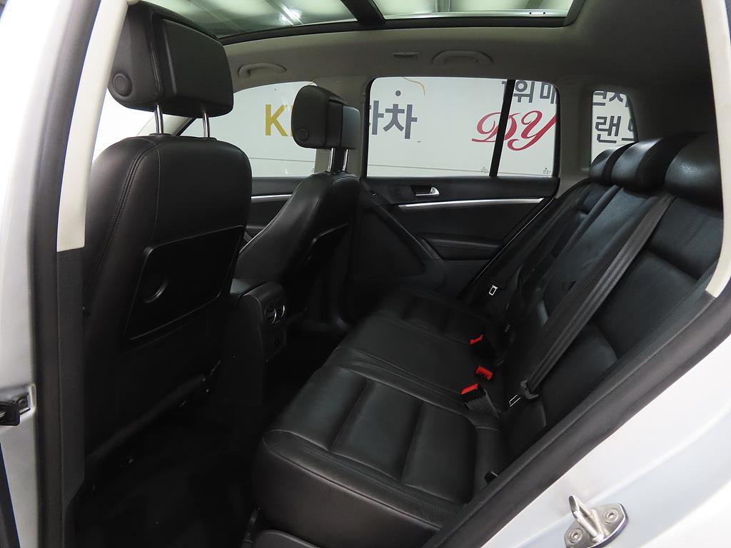 Volkswagen Tiguan - Vista 6