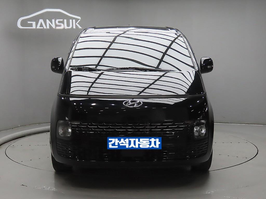 HYUNDAI Staria 2023 Negro - Importación desde Corea - HF Imports Iquique - Foto 1