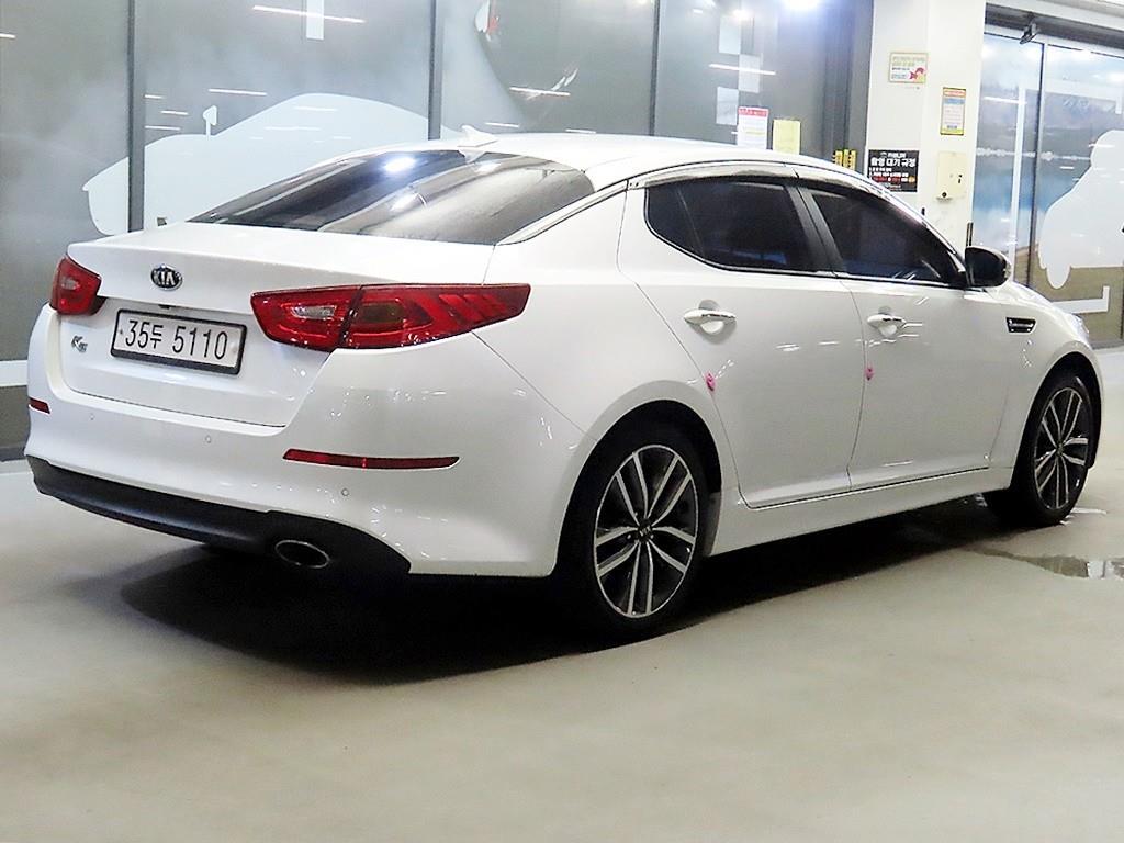 KIA K5 - Vista 4