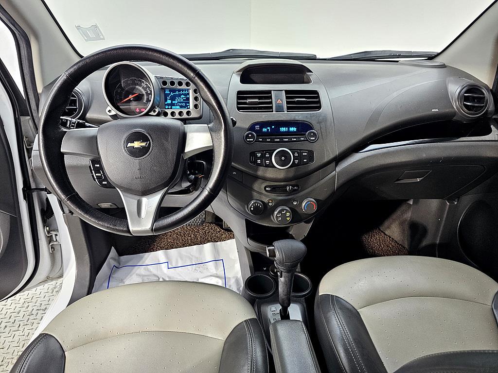 Chevrolet Spark - Vista 5