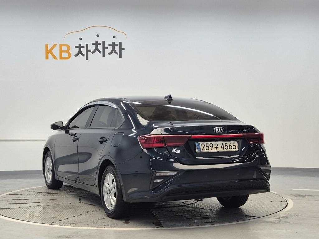 KIA K3 - Vista 2