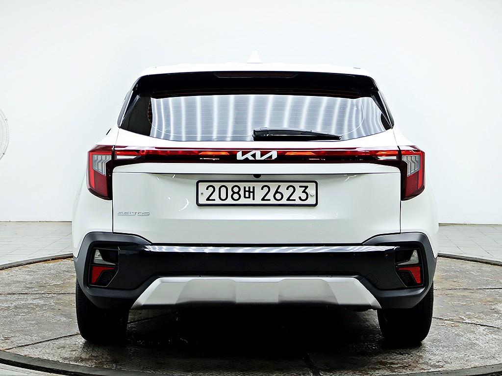 KIA Seltos - Vista 5