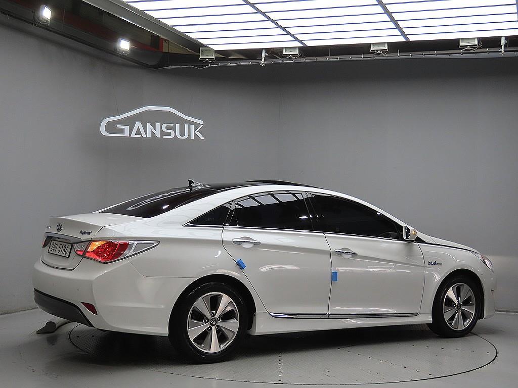 HYUNDAI Sonata - Vista 7