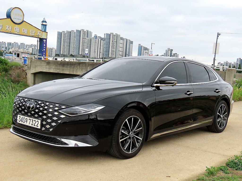 HYUNDAI Grandeur - Vista 2