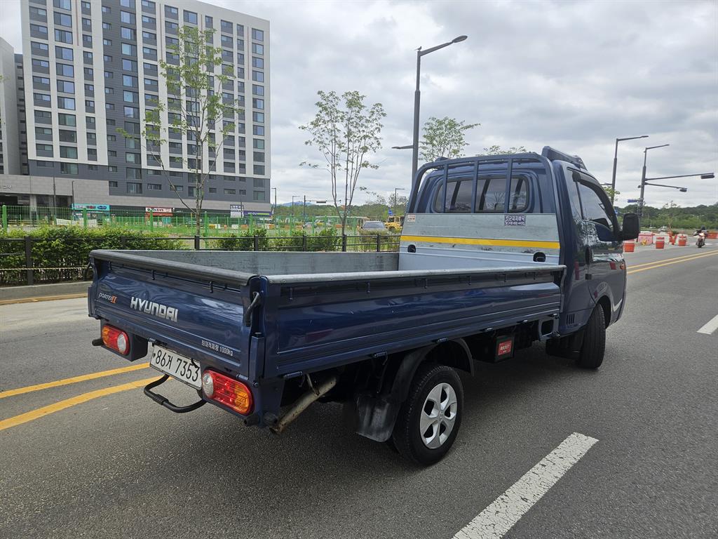 Small Truck Cargo (small) - Vista 5