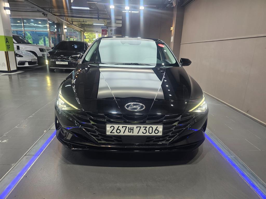 HYUNDAI Avante 2023 Negro - Importación desde Corea - HF Imports Iquique - Foto 1