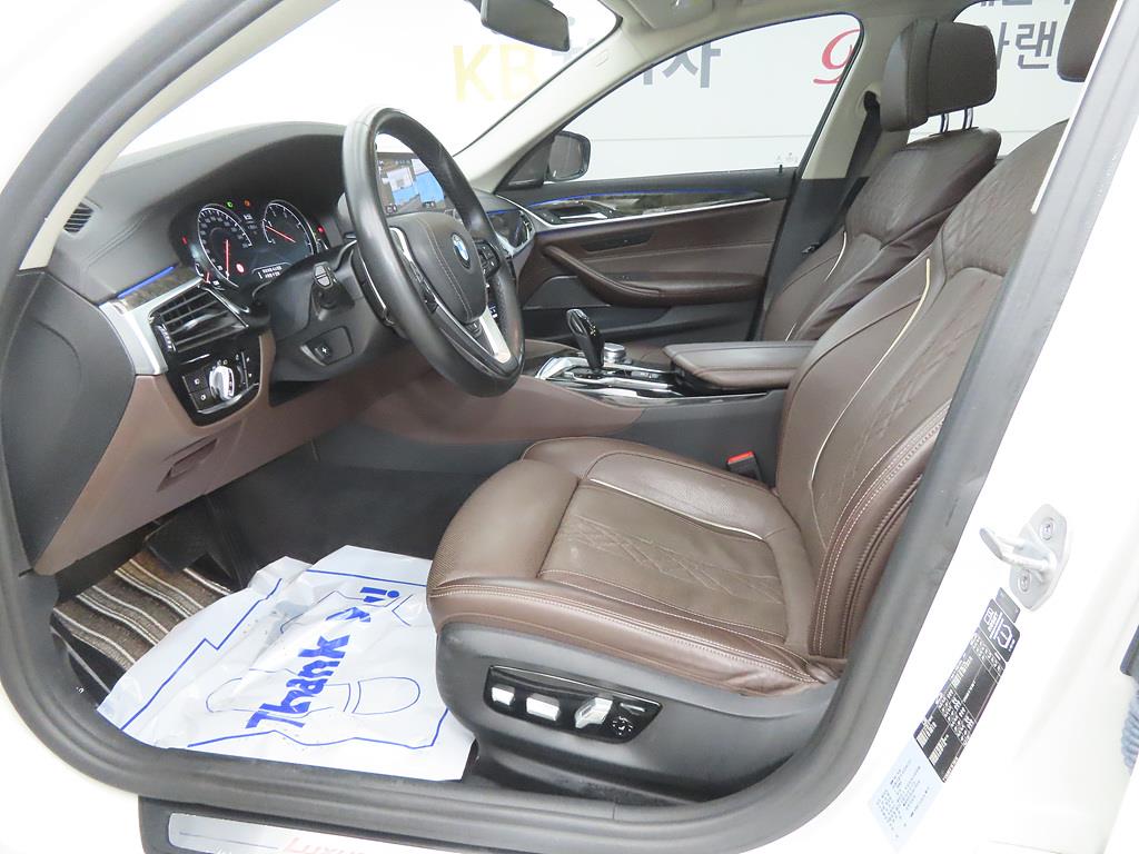 BMW 5 Series - Vista 5
