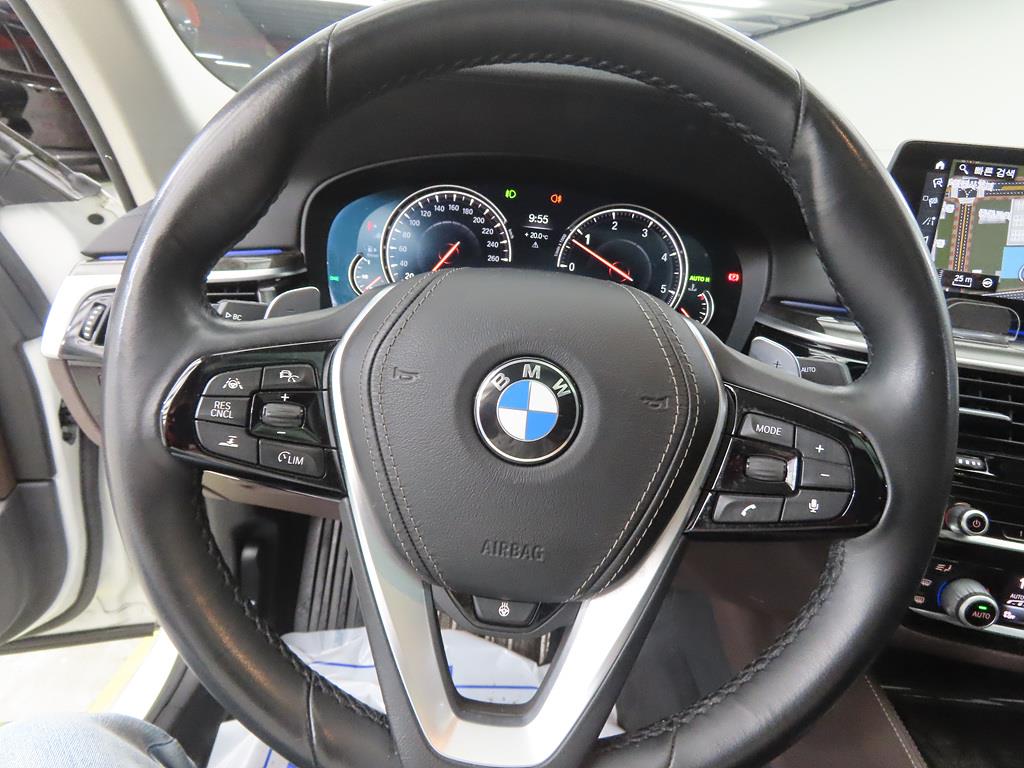 BMW 5 Series - Vista 8