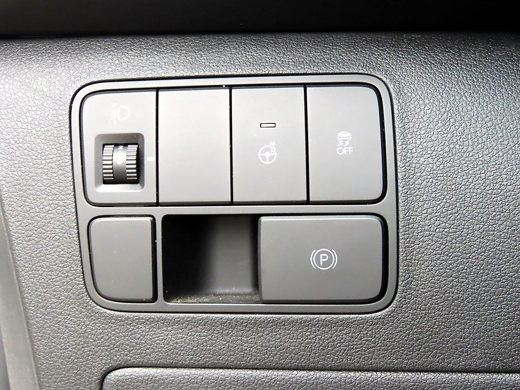 HYUNDAI Staria - Vista 11