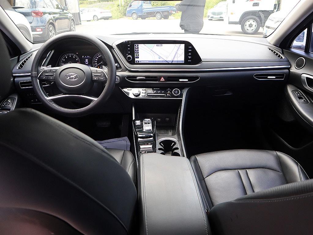HYUNDAI Sonata - Vista 6