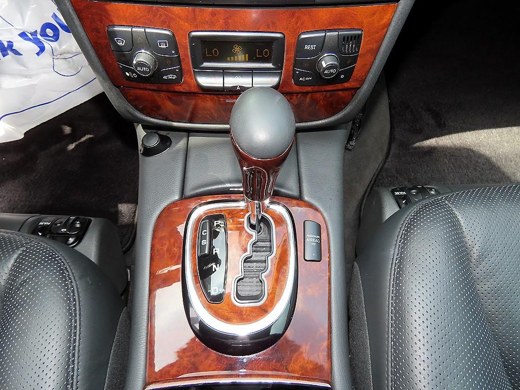 Mercedes Benz S Class - Vista 10