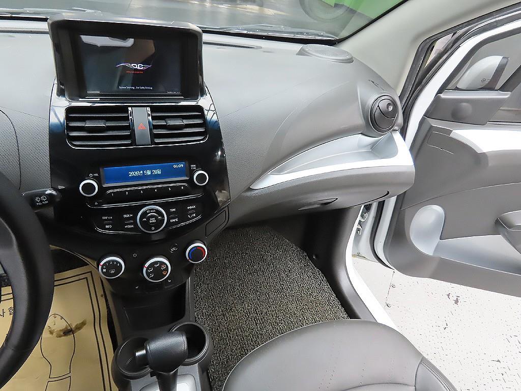 Chevrolet Spark 2014 Blanco - Importación desde Corea - HF Imports Iquique - Foto 7