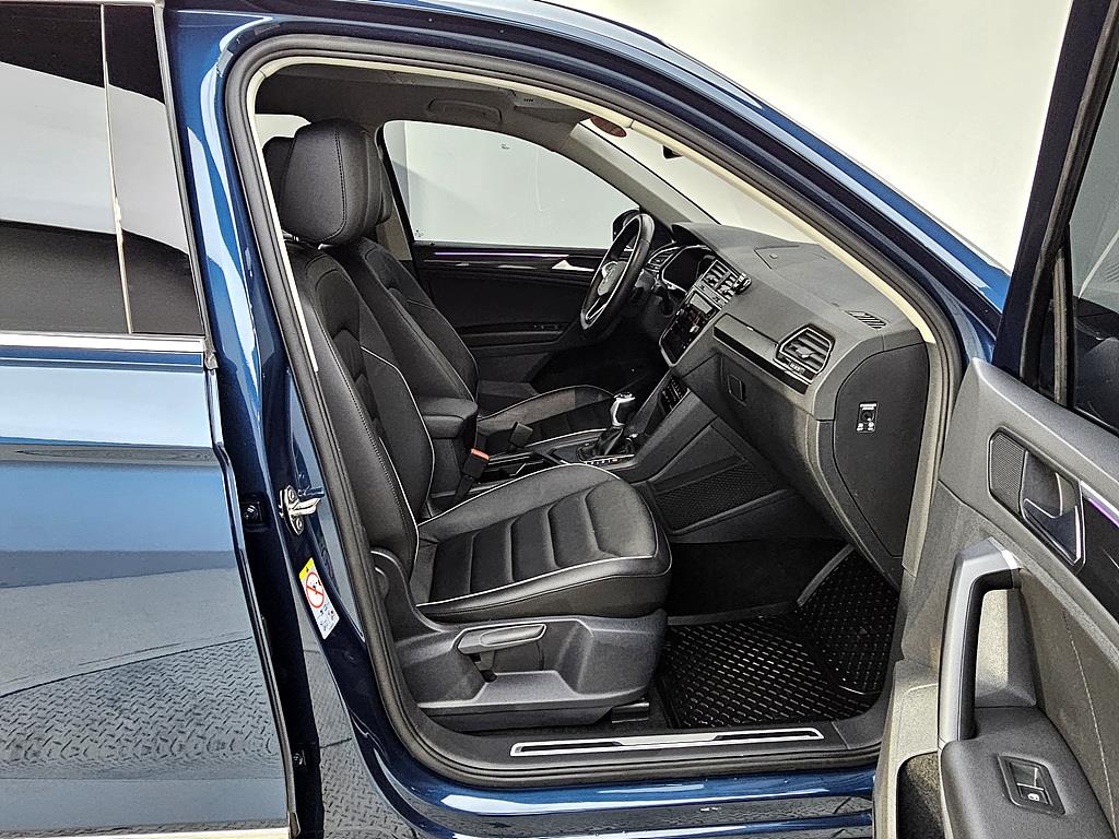 Volkswagen Tiguan - Vista 11