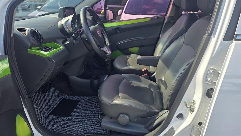 Chevrolet Spark - Vista 10