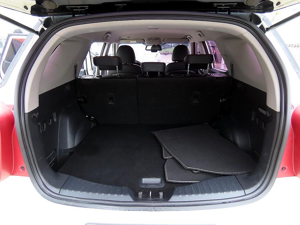 Ssangyong Tivoli 2016 Blanco - Importación desde Corea - HF Imports Iquique - Foto 18