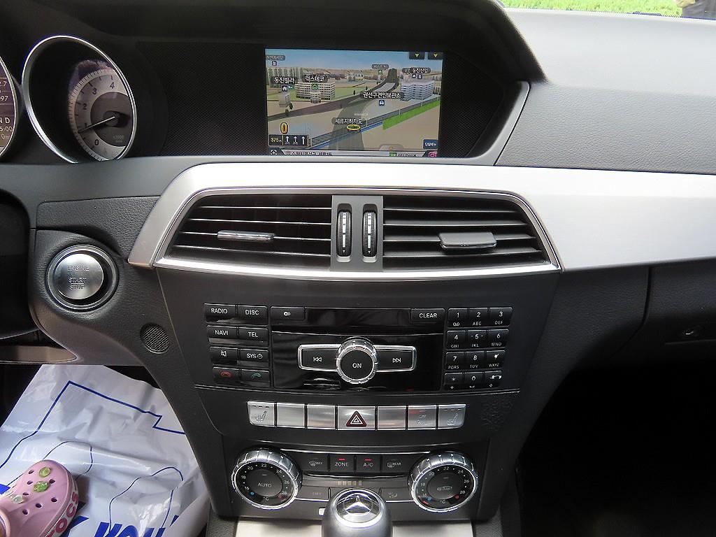 Mercedes Benz C Class 2012 - Importación desde Corea - HF Imports Iquique - Foto 13