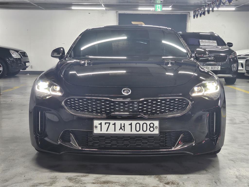 KIA Stinger - Vista 2