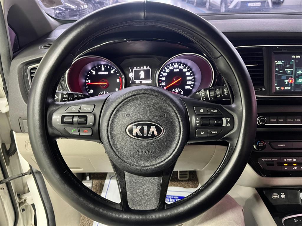 KIA Carnival 2015 Blanco - Importación desde Corea - HF Imports Iquique - Foto 17