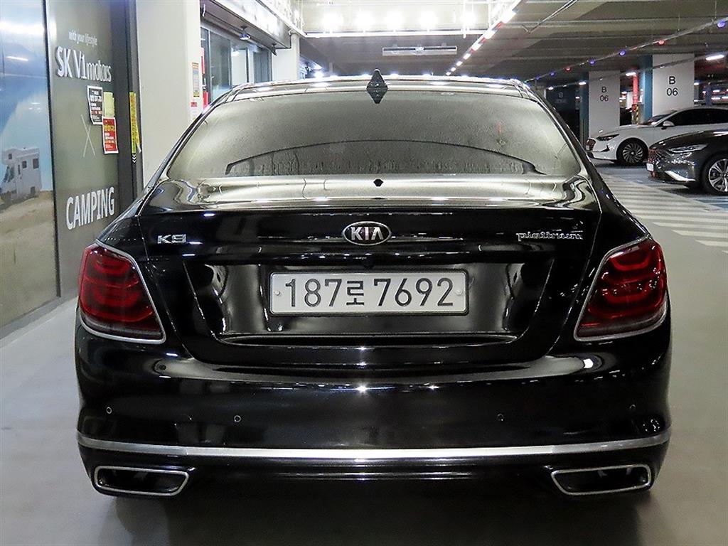 KIA K9 - Vista 5