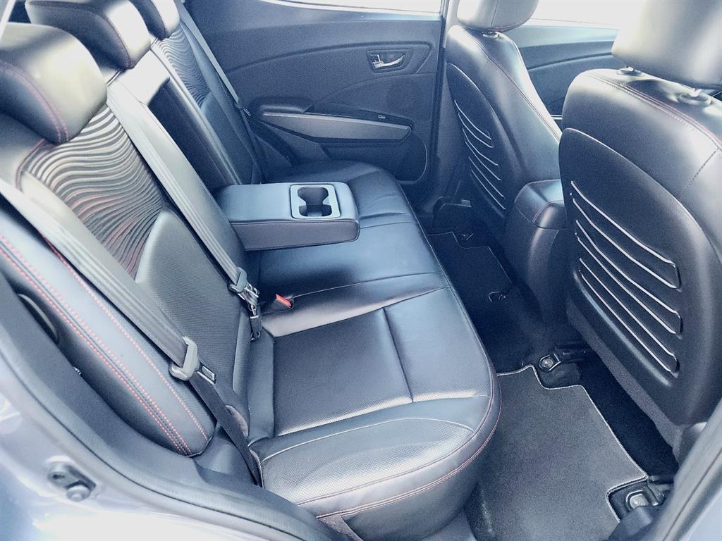 Ssangyong Tivoli 2018 Negro - Importación desde Corea - HF Imports Iquique - Foto 14