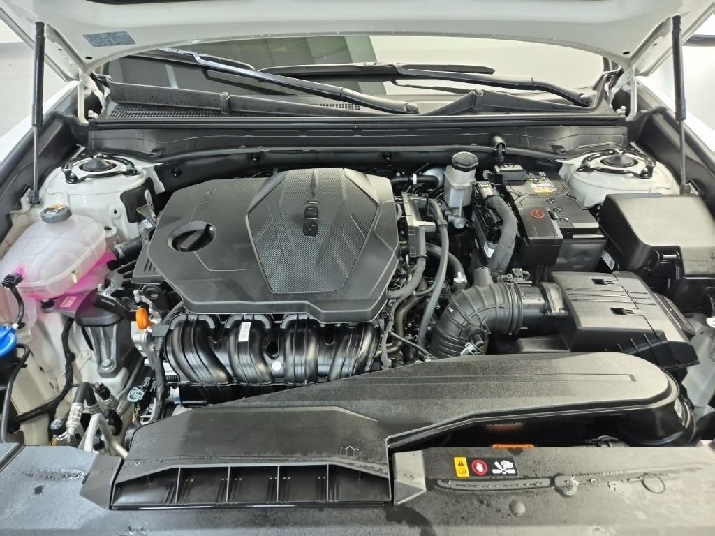 HYUNDAI Grandeur - Vista 5
