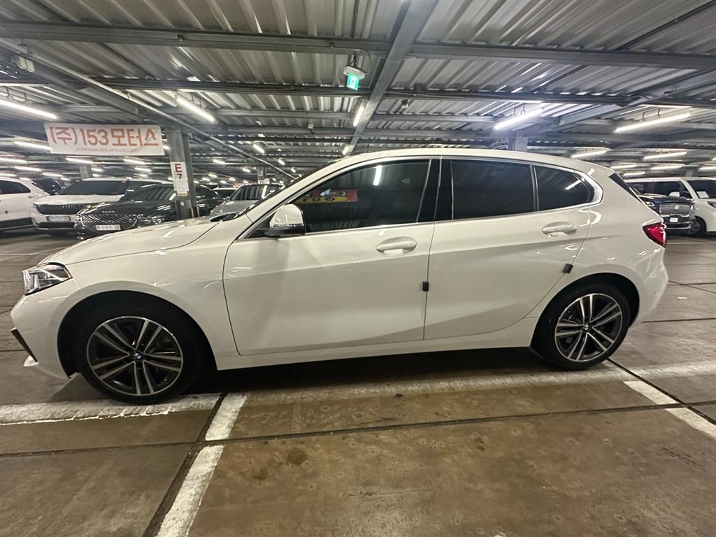 BMW 1 series - Vista 3