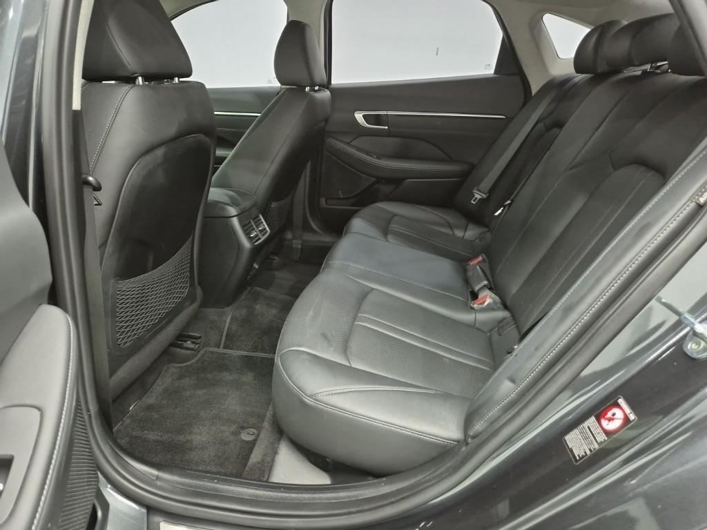 HYUNDAI Sonata - Vista 12