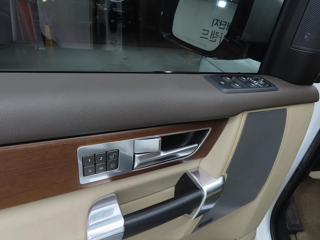 Land Rover Discovery 2016 Blanco - Importación desde Corea - HF Imports Iquique - Foto 15