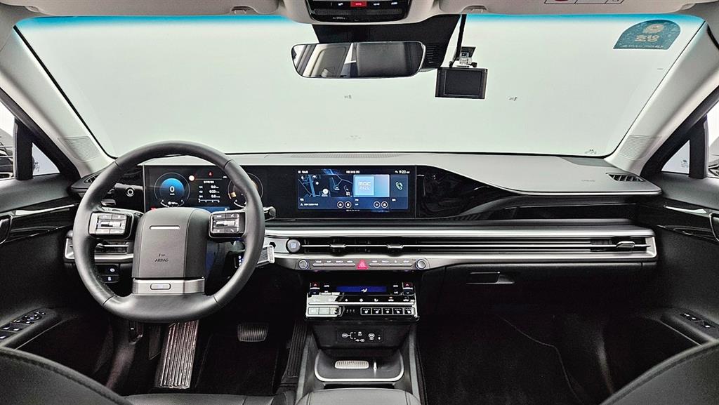 HYUNDAI Grandeur - Vista 11