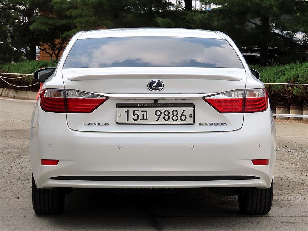 Lexus ES - Vista 4