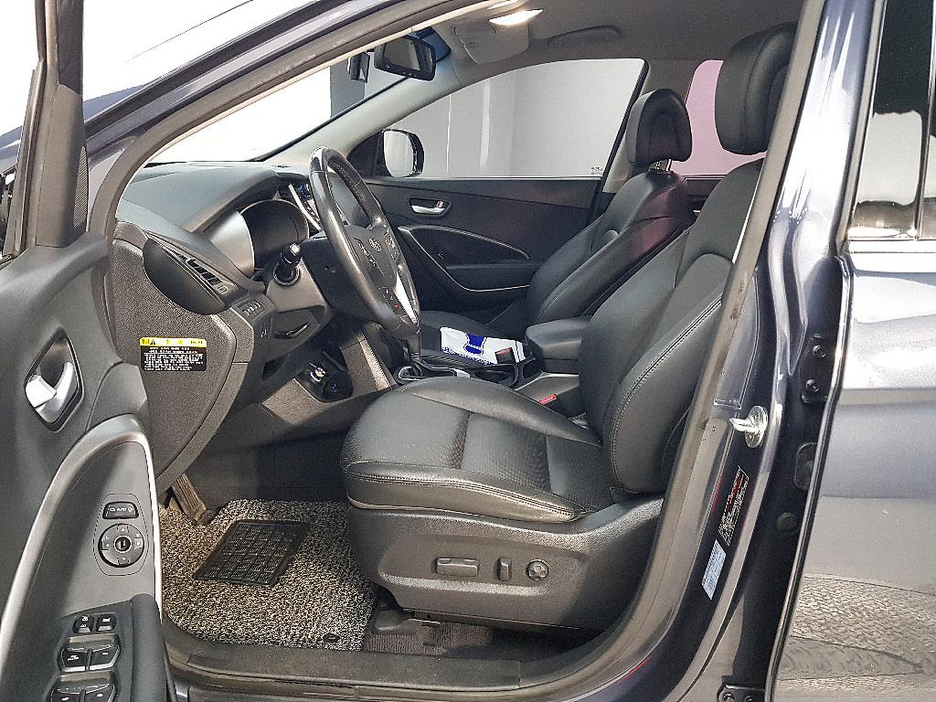 HYUNDAI Santa Fe - Vista 8