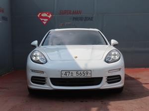 Porsche Panamera - Vista 4