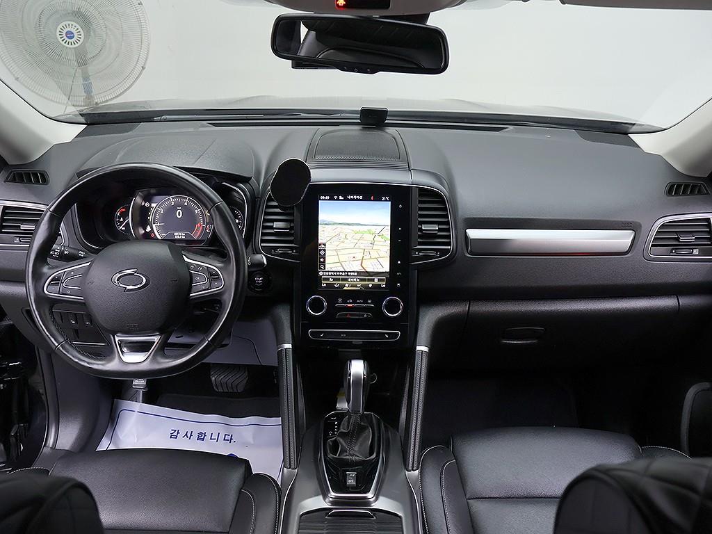 SAMSUNG QM6 - Vista 9