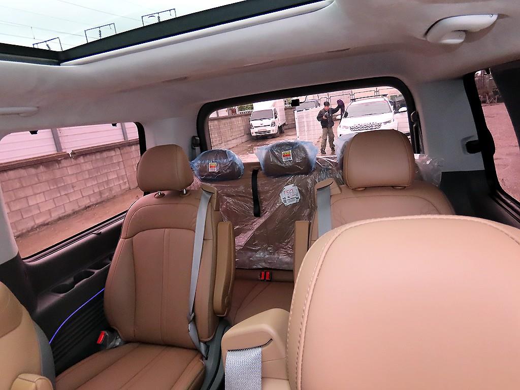 HYUNDAI Staria - Vista 7