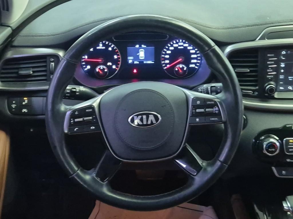 KIA Sorento - Vista 9