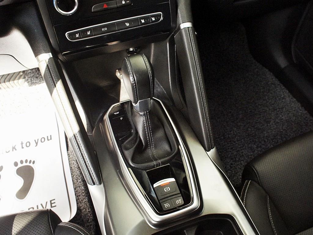 SAMSUNG QM6 2022 Blanco - Importación desde Corea - HF Imports Iquique - Foto 11
