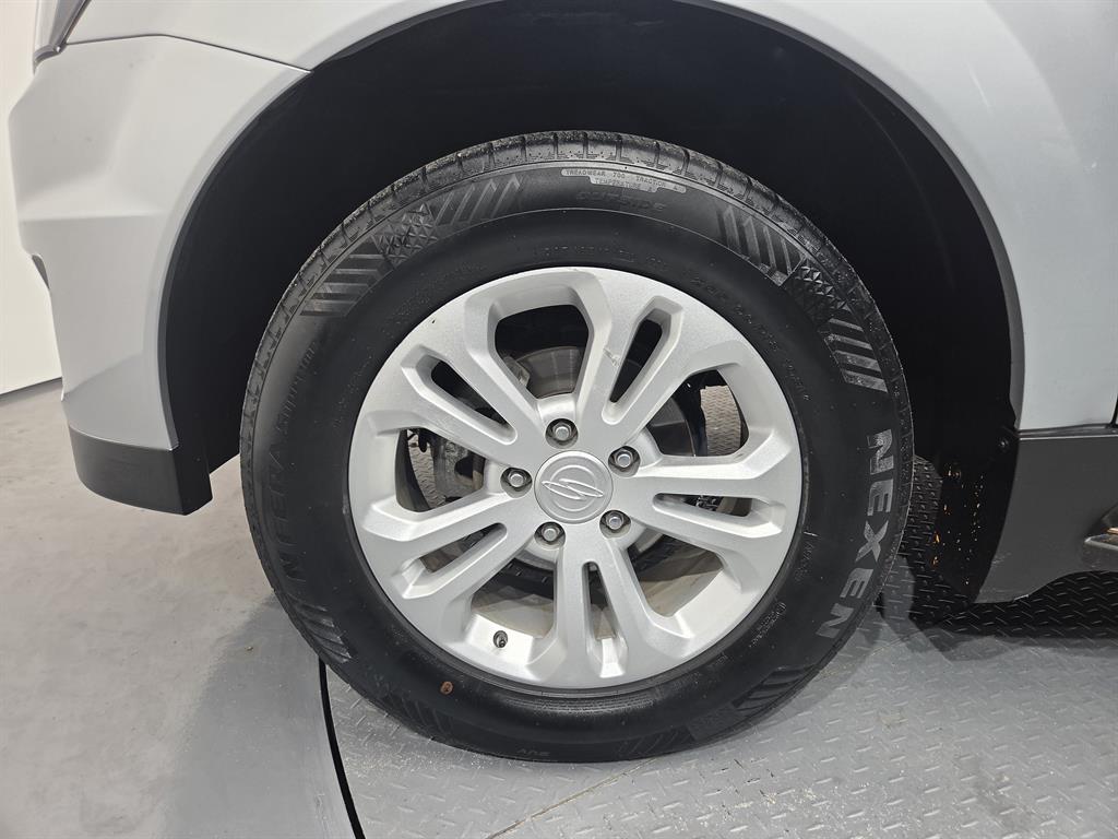Ssangyong Korando - Vista 6