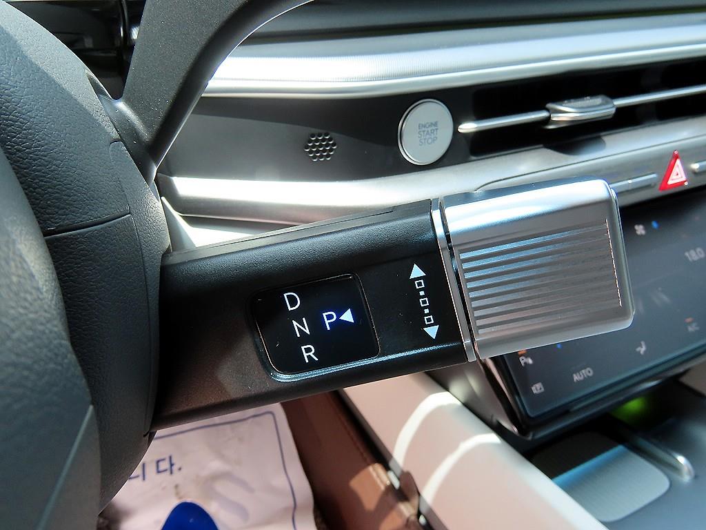 HYUNDAI Grandeur - Vista 11
