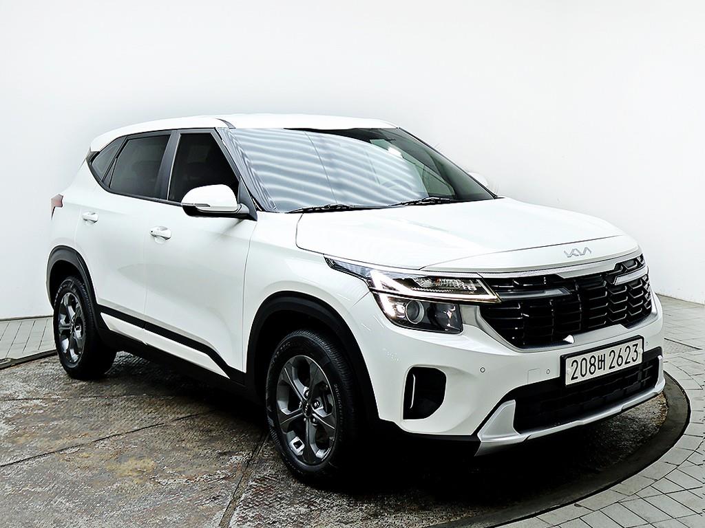 KIA Seltos - Vista 3