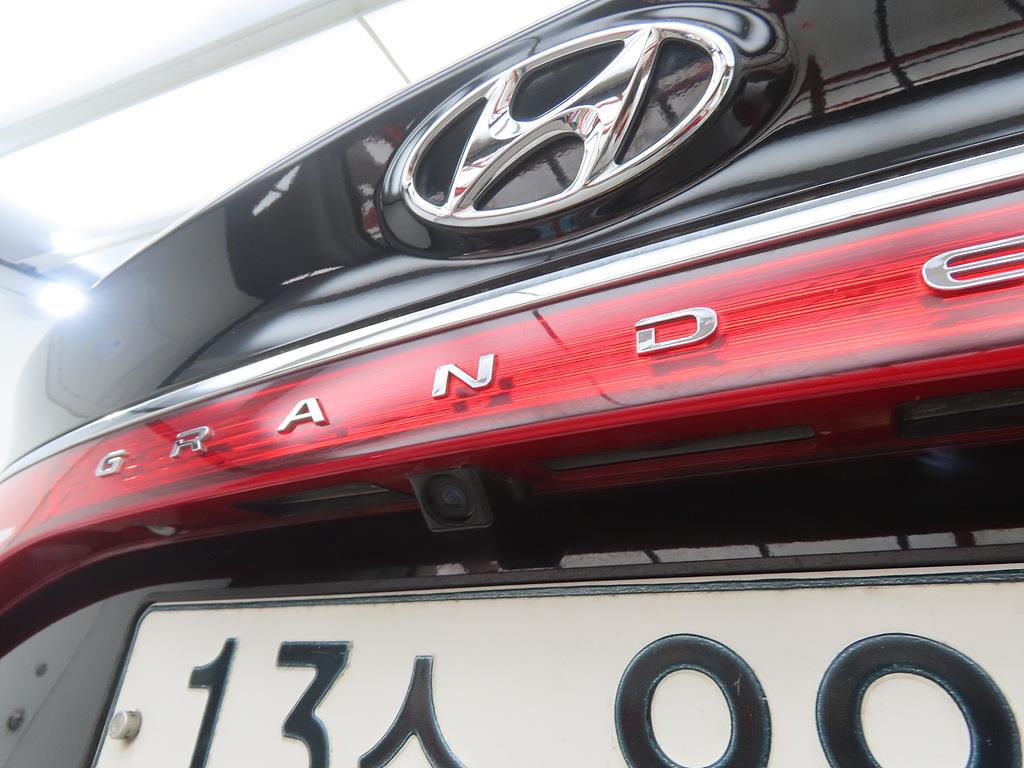 HYUNDAI Grandeur 2011 Negro - Importación desde Corea - HF Imports Iquique - Foto 15