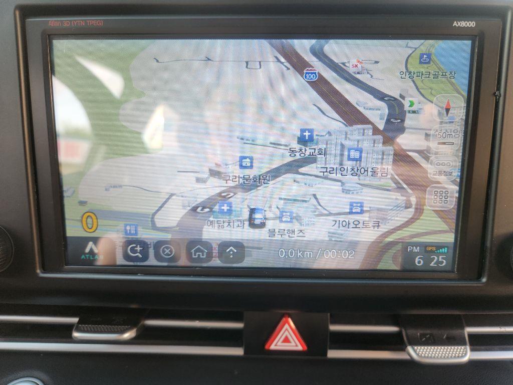 HYUNDAI Avante - Vista 10