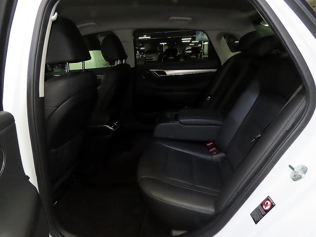 HYUNDAI Grandeur - Vista 7