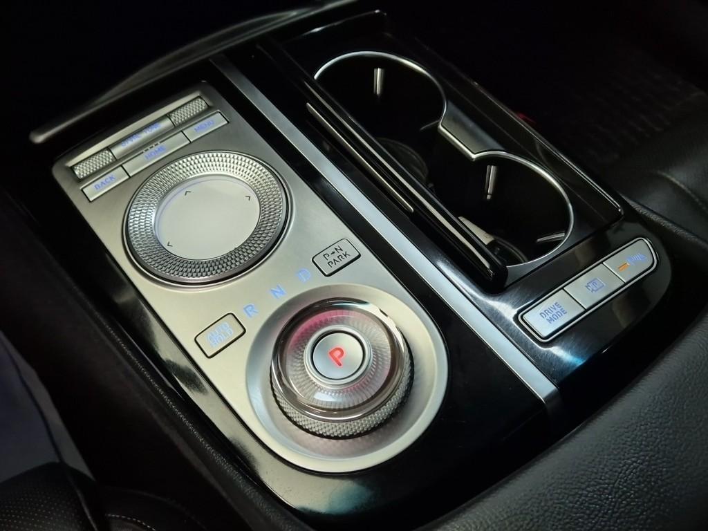 Genesis G80 - Vista 8