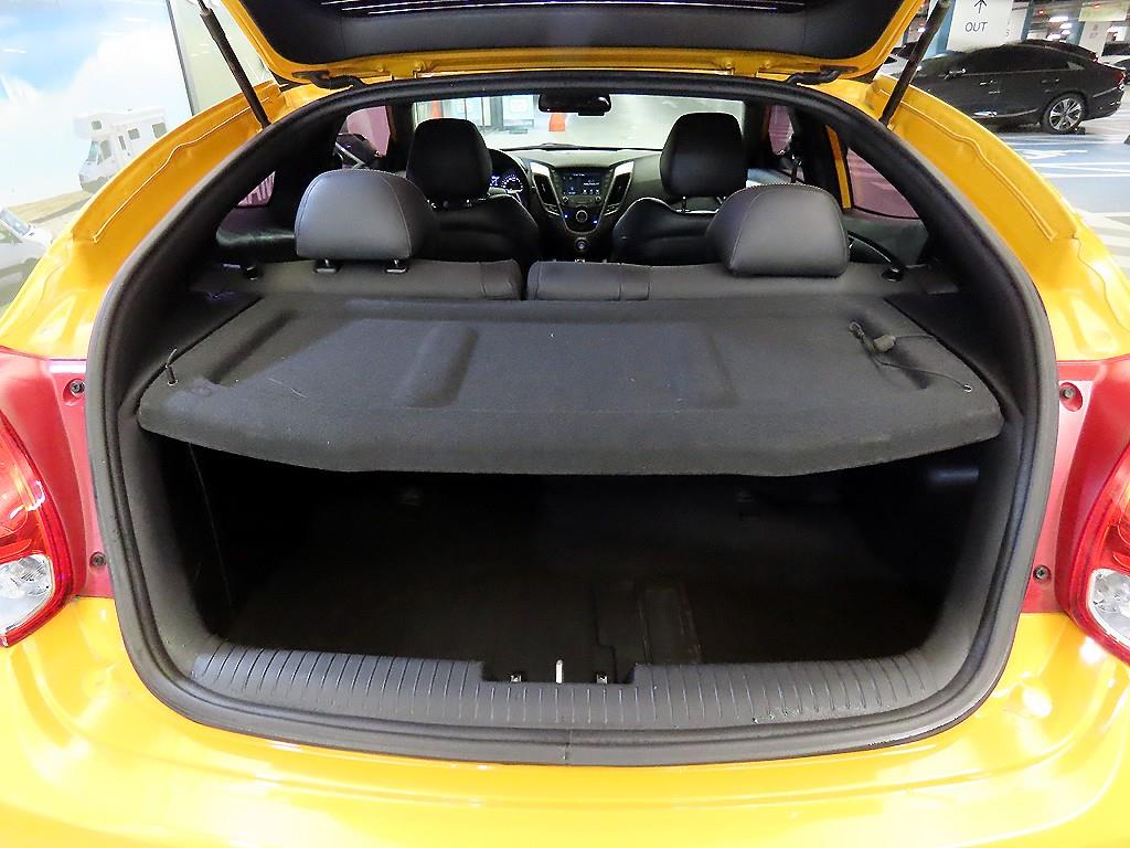 HYUNDAI Veloster 2016 Amarillo - Importación desde Corea - HF Imports Iquique - Foto 18