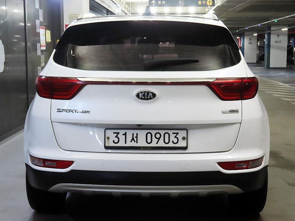 KIA Sportage - Vista 5