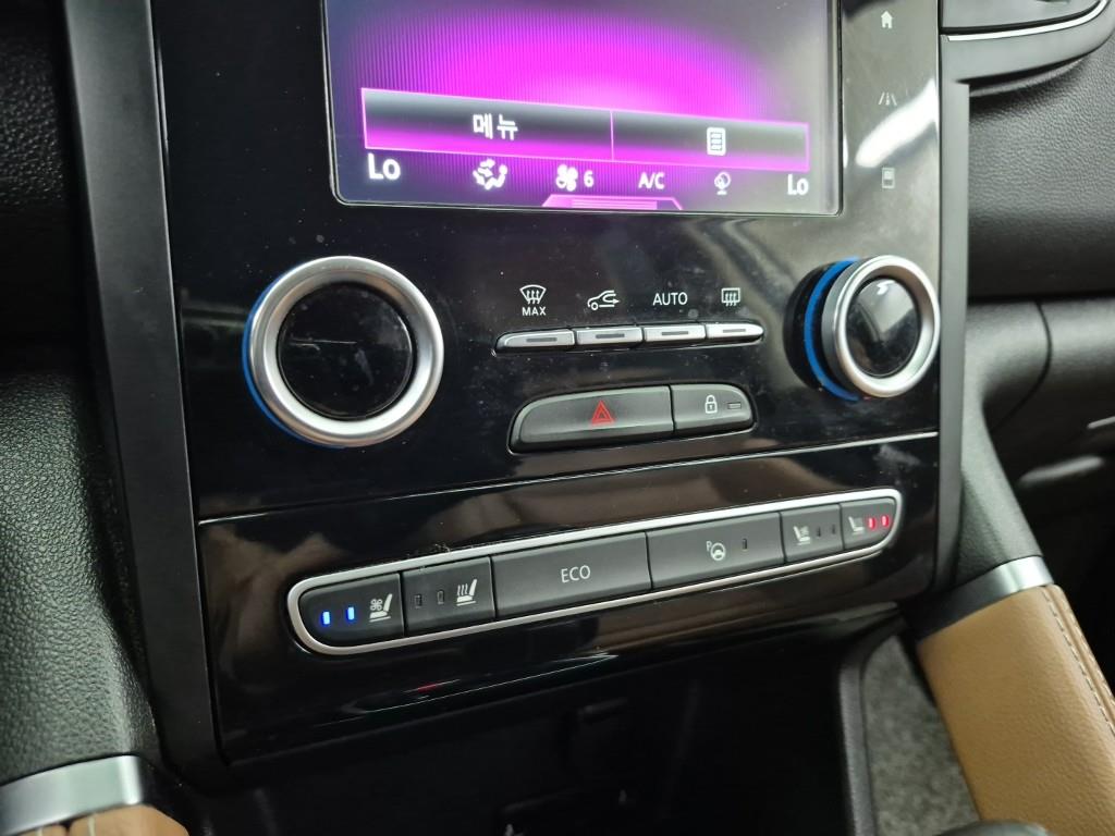 SAMSUNG QM6 - Vista 10