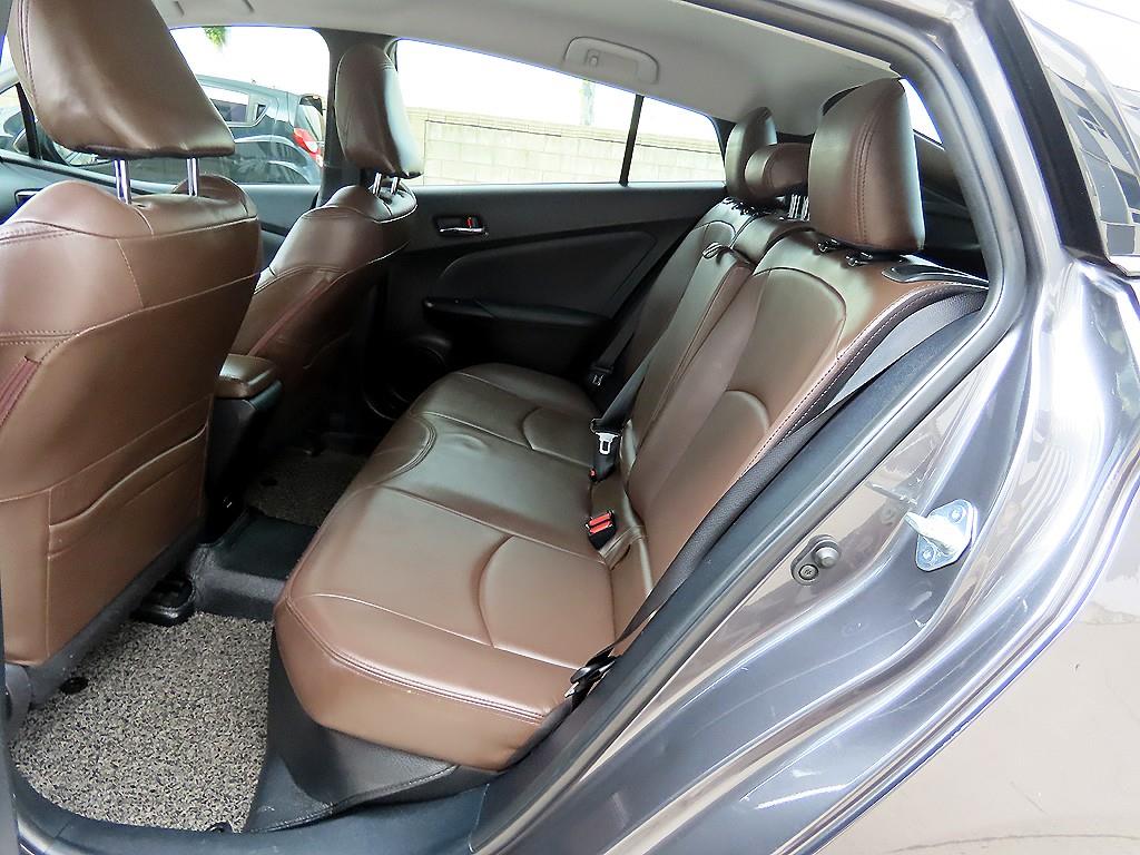 Toyota Prius - Vista 6